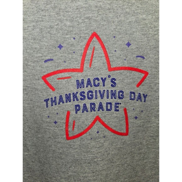 Macy's Thanksgiving Day Parade T-Shirt. Medium. NWT - Picture 5 of 5